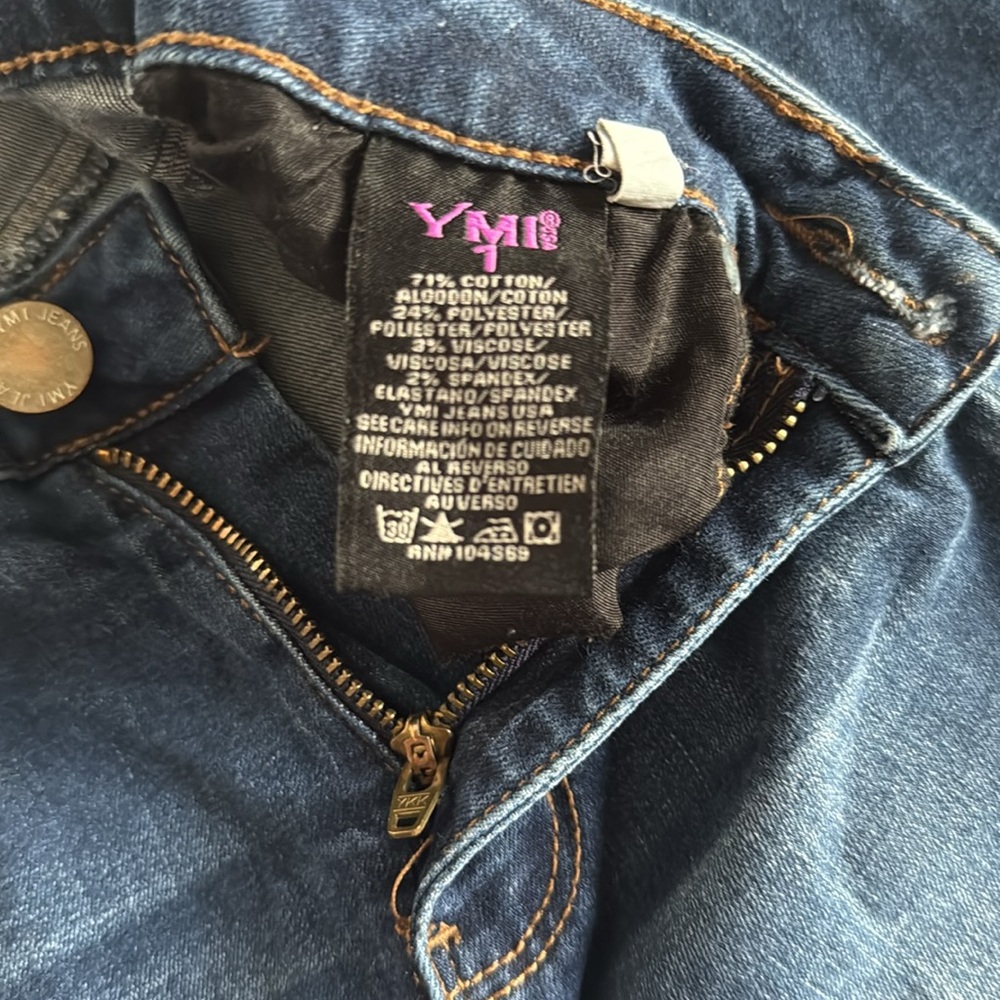 Classic Blue Straight Leg Jeans with Worn-In Look - Picture 8 of 8